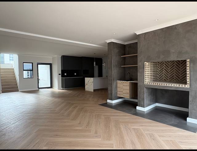 4 BEDROOM HOUSE FOR SALE IN SANDOWN